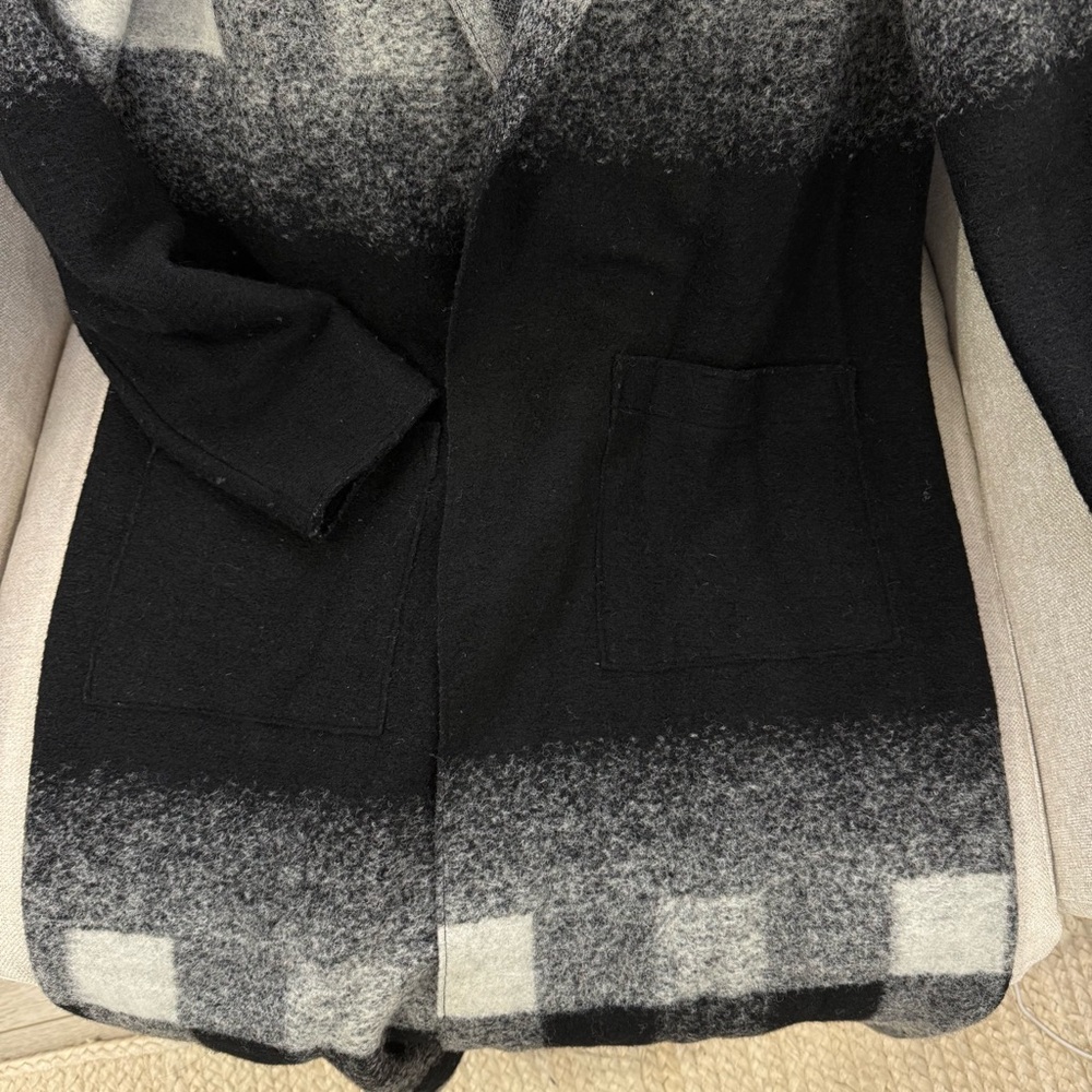 The Limited Sweater Coat in Black Ombré - Picture 5 of 7
